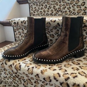 Stuart Weitzman brown metallic Chelsea boot with pearl studs size 7.5